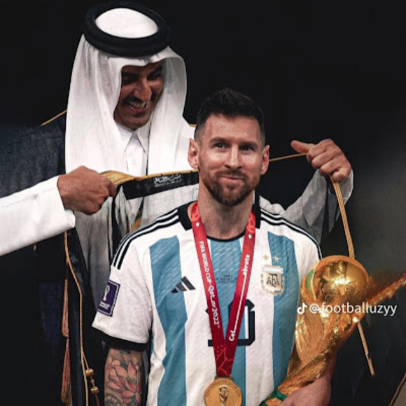 Meet your Posher, Chris - Picture 1 of 1